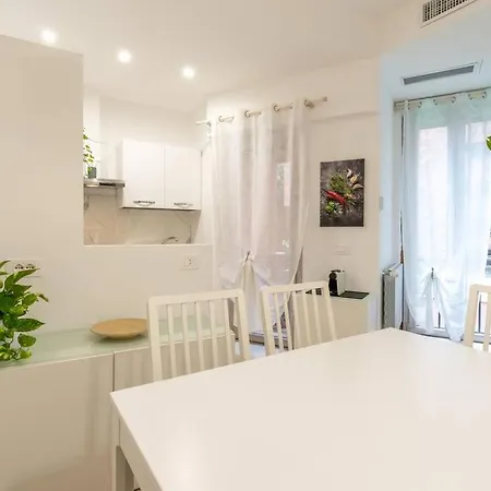 Metro A 1 Min - Casa Elegante - 3 Bagni En Apartamento